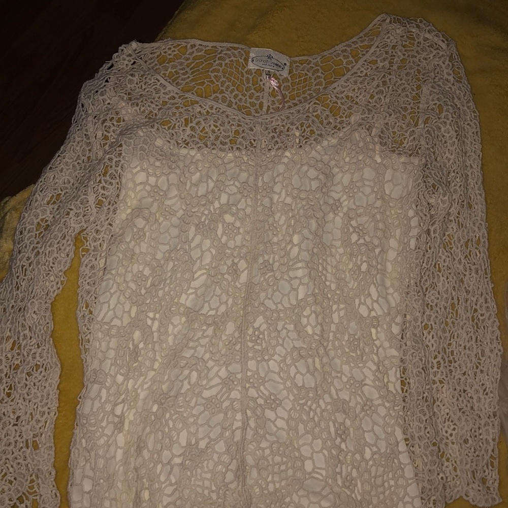 Crocheted Longsleeve